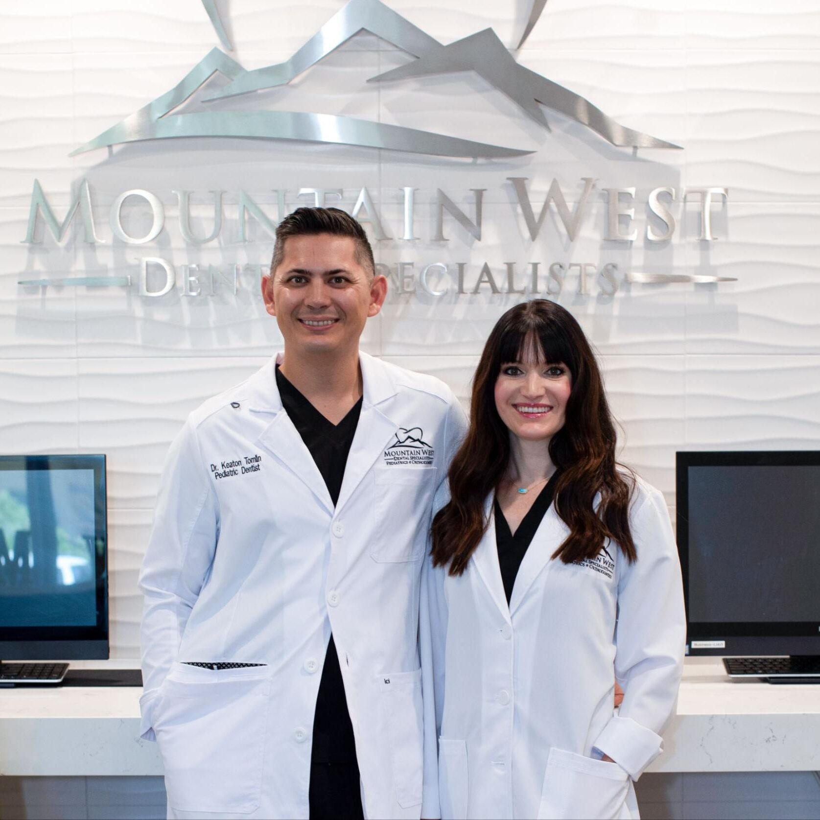 Partial Dentures vs. Full Dentures: Which Is Right for You?